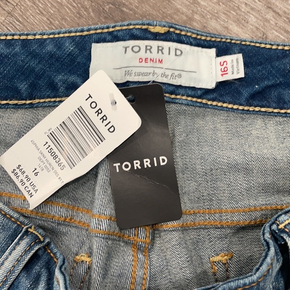 NWT! Torrid jeans. Size 16 - Picture 2 of 6